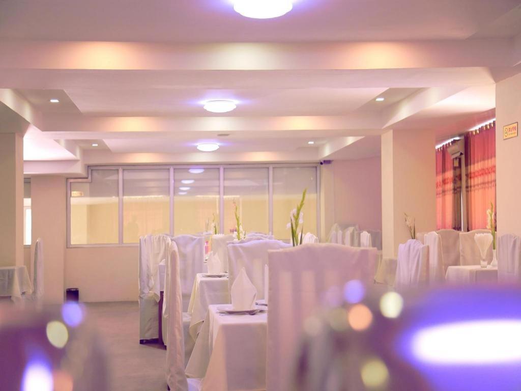 King & Queen Hotel Munywa Zewnętrze zdjęcie