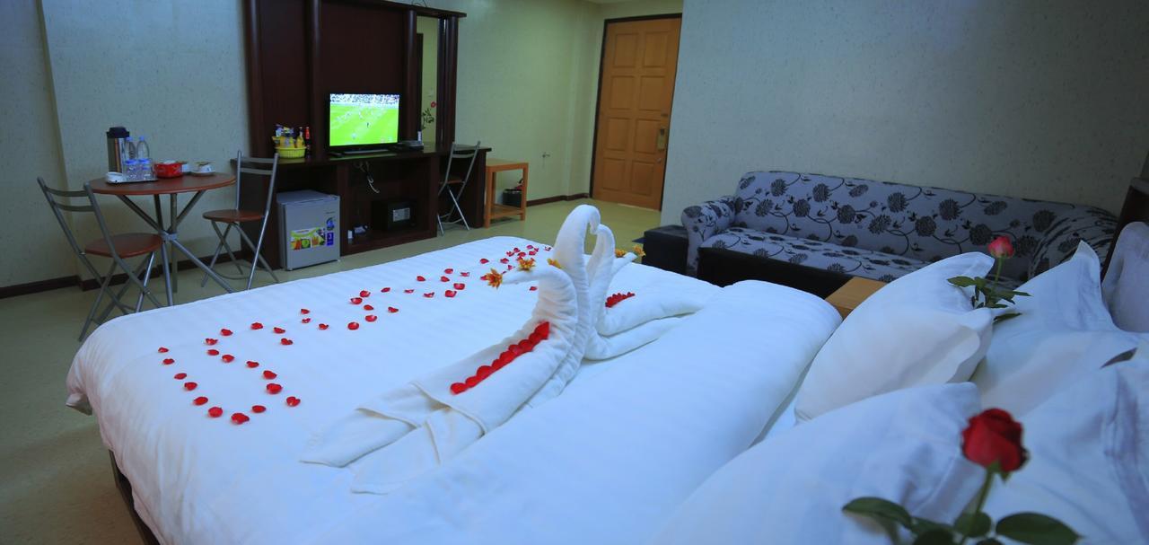King & Queen Hotel Munywa Zewnętrze zdjęcie